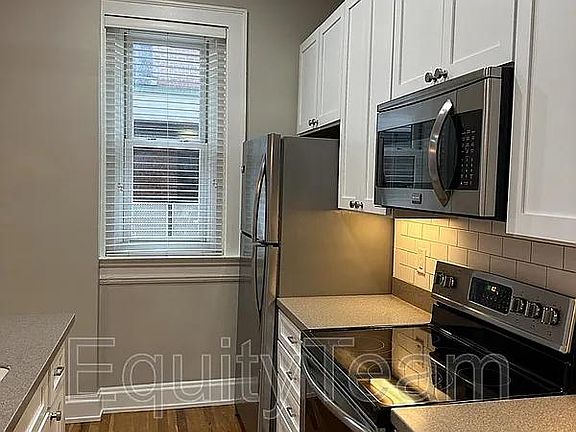 5th image of 14 W 14th St #302