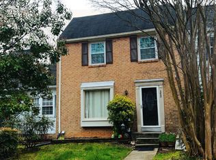 3023 Silent Valley Dr, Fairfax, VA 22031