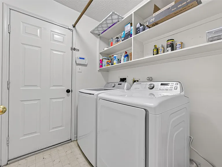 9311 Cantata Ct — Photo 29