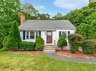 60 Craig Ln, Trumbull, CT 06611