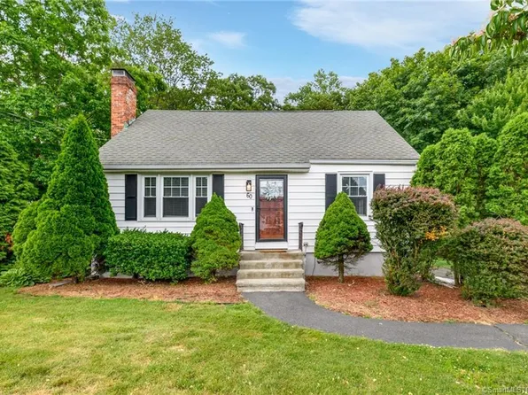 60 Craig Lane, Trumbull, CT 06611