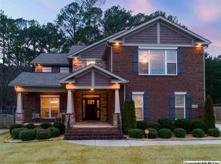 4846 Cove Valley Dr, Owens Cross Roads, AL 35763