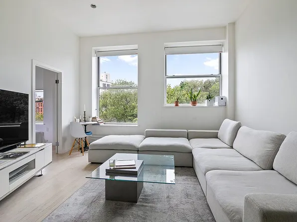 175 Broadway APT 3A, New York, NY 10002