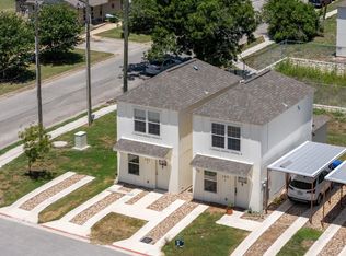 230 S Debus 101b Dr, Taylor, TX 76574