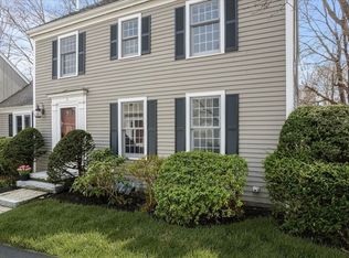 Prentiss Place, Medfield, MA 02052