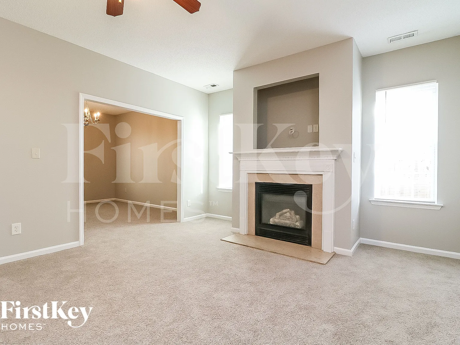 5 bed, 2.5 bath, 2644 sqft, $2,695 — Photo 3