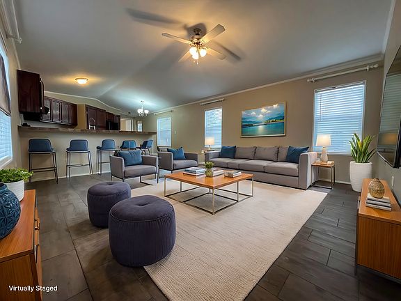 4th image of 1440 W Plum St #247