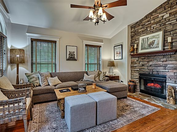 5th image of 60 Owl Pine Road
