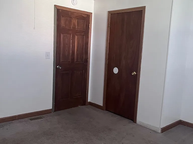 2250 Garfield Ave — Photo 12