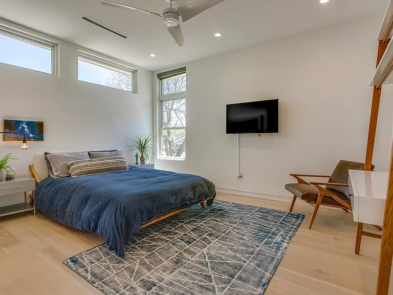 2215 Madera St — Photo 36