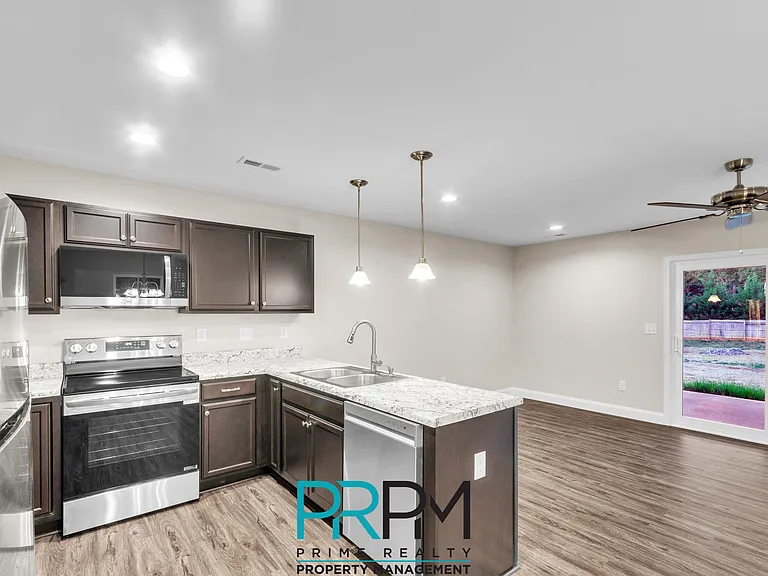 3108 Locust Hill Rd — Photo 4