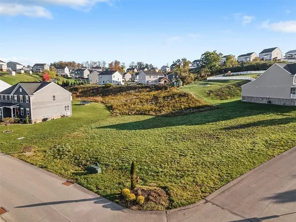 225 Saddle Ridge Dr N, Oakdale, PA 15071
