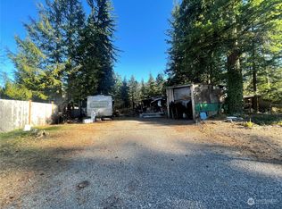 8462 Golden Valley Dr, Maple Falls, WA 98266