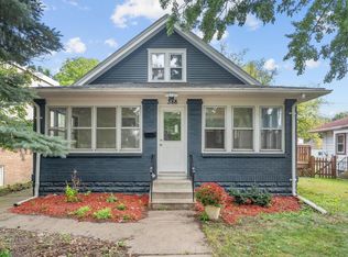 388 Snelling Ave S, Saint Paul, MN 55105