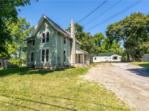 35 Big Tree St, Livonia, NY 14487