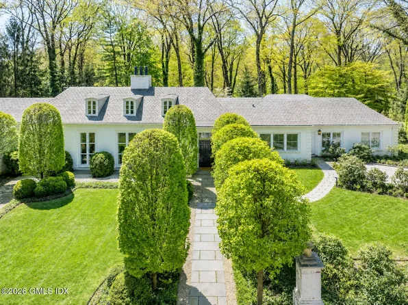 47 Husted Ln, Greenwich, CT 06830