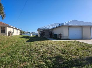 527 Hancock Bridge Pkwy, Cape Coral, FL 33990