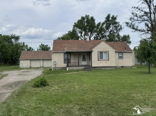 7250 Us Highway 223, Ottawa Lake, MI 49267