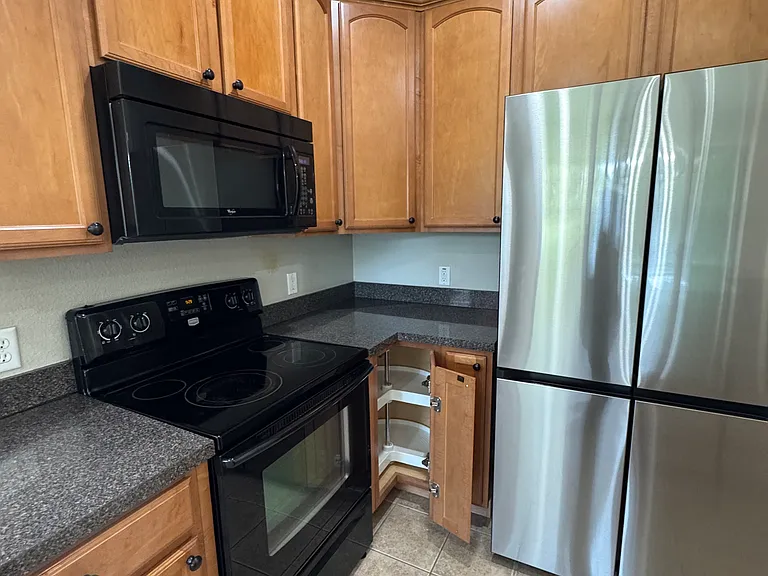 2112 Bunker View Ct — Photo 15