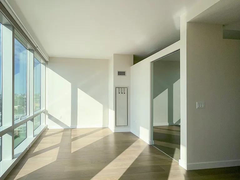 188 Brookline Ave #20G — Photo 8
