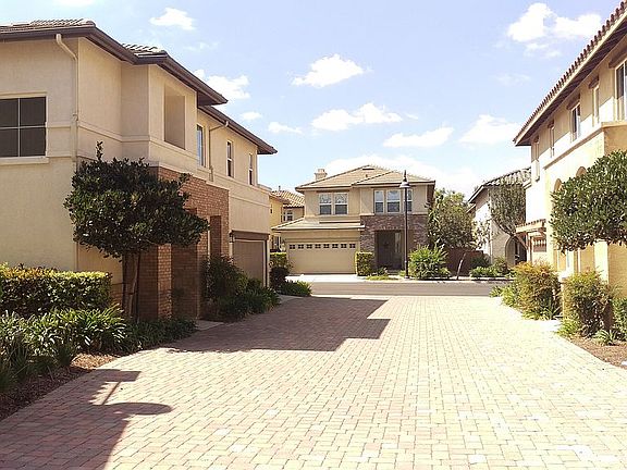 3rd image of 10507 Hollingsworth Way
