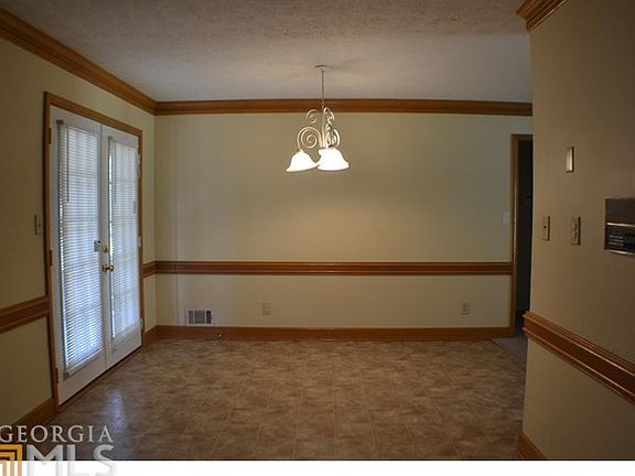 5th image of 1906 Courtney Lake Dr SW