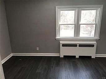 2nd image of 253 5th St