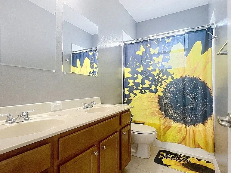 1476 Lexington Ave — Photo 23