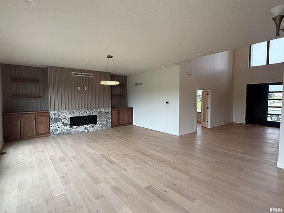 2nd image of 6218 Ryan Ct