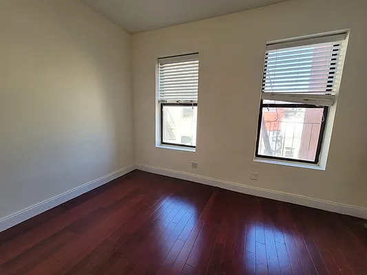 Rented by Gold & Appel Realty Corp | media 3