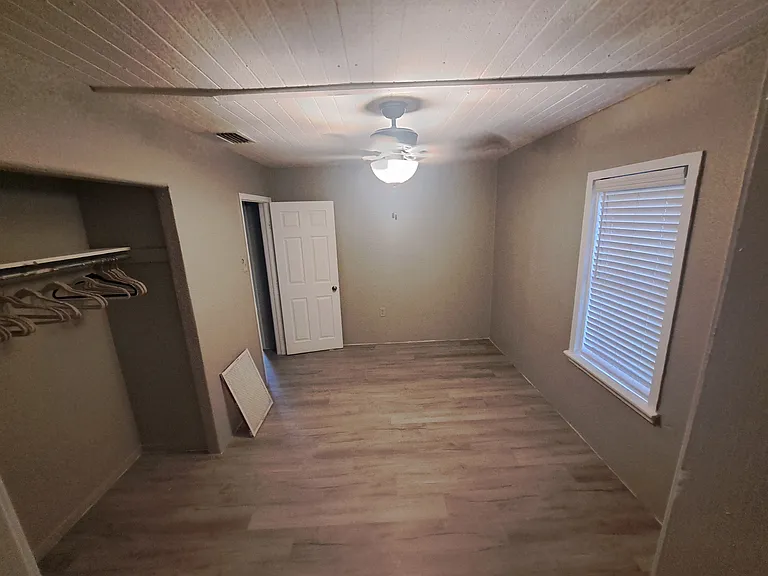 911 Recreation Dr — Photo 9
