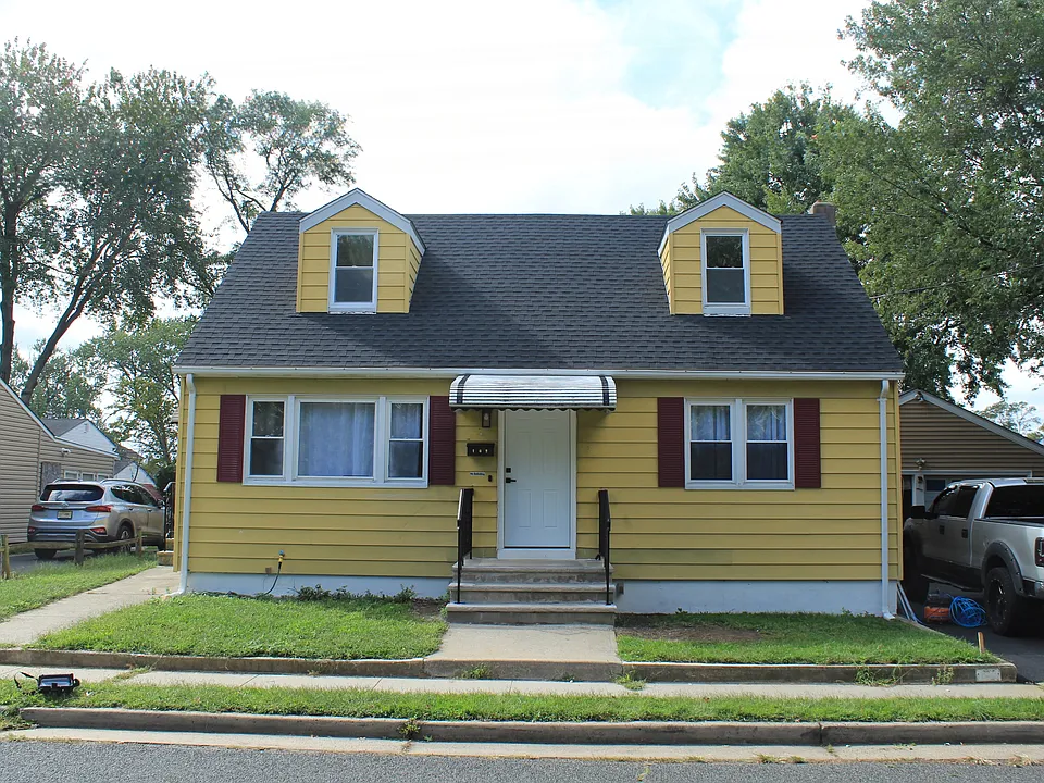 102 Morningside Ave