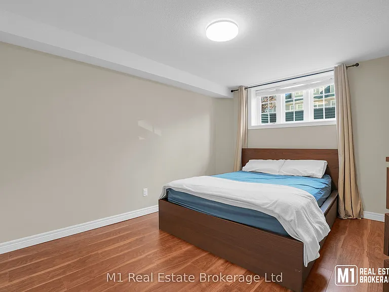 15 Carere Cres #46B — Photo 23