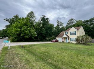 137 Mac Jones Rd, Moyock, NC 27958