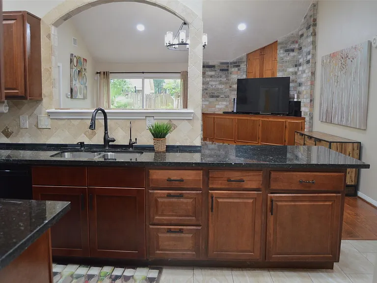 20010 Fort Bowie Ct — Photo 14