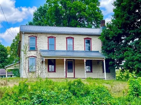 22 Hayden Ln, Wellsburg, WV 26070