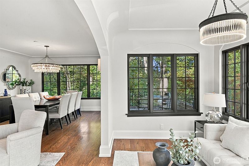 5th image of 1905 33rd Avenue S