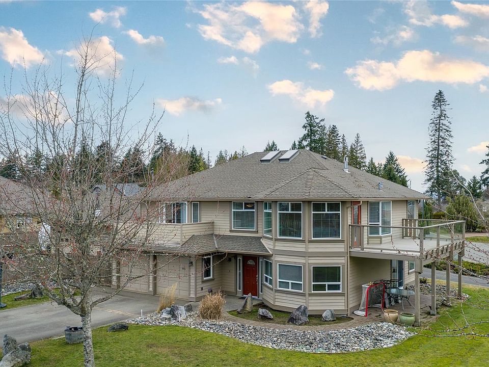 1st image of 615 Chinook Ave