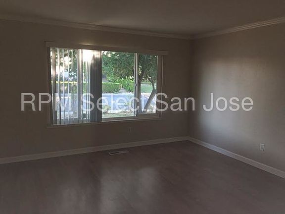 5th image of 1500 Astoria Dr