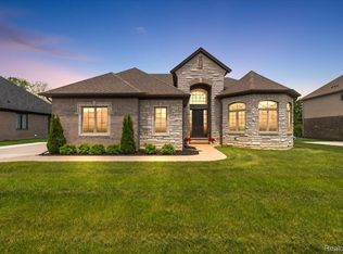 7659 Crimson Ct, Shelby Township, MI 48316