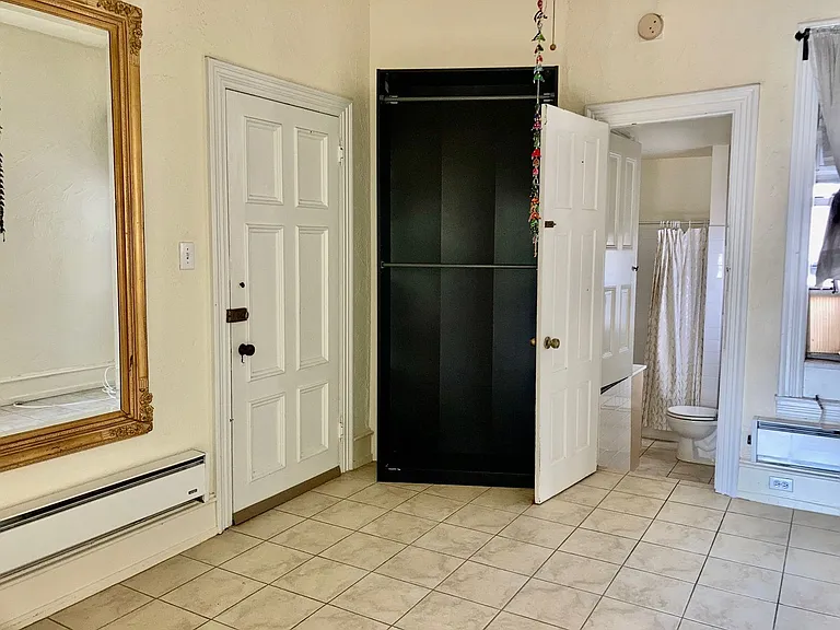 1122 S Broad St — Photo 6