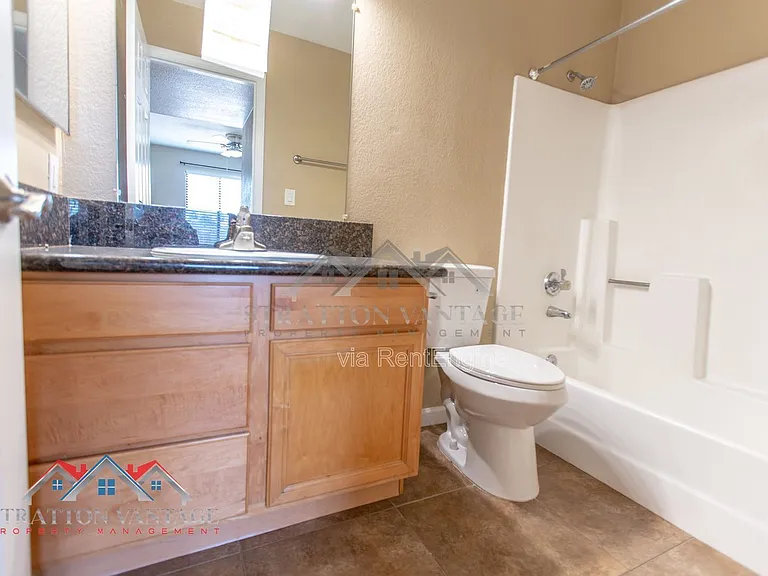 1241 N 48th St #210 — Photo 21