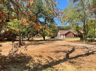 114 Springwood Rd, Mabank, TX 75156