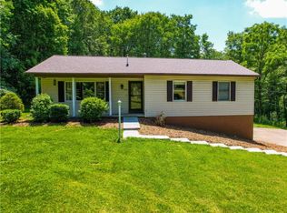 2234 Branchton Rd, Hilliards, PA 16040