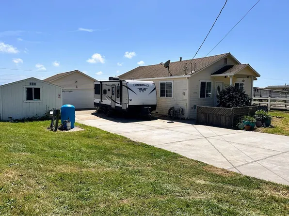 15570 Del Monte Farms Rd, Castroville, CA 95012