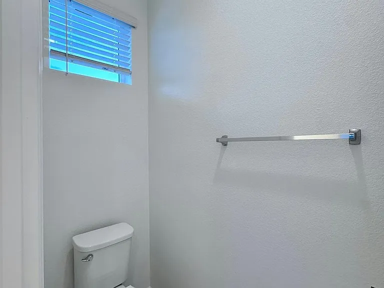 6857 Huddersfield Ln — Photo 16