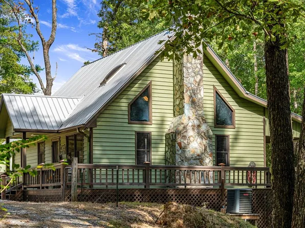 144 Deer Trl, Mineral Bluff, GA 30559