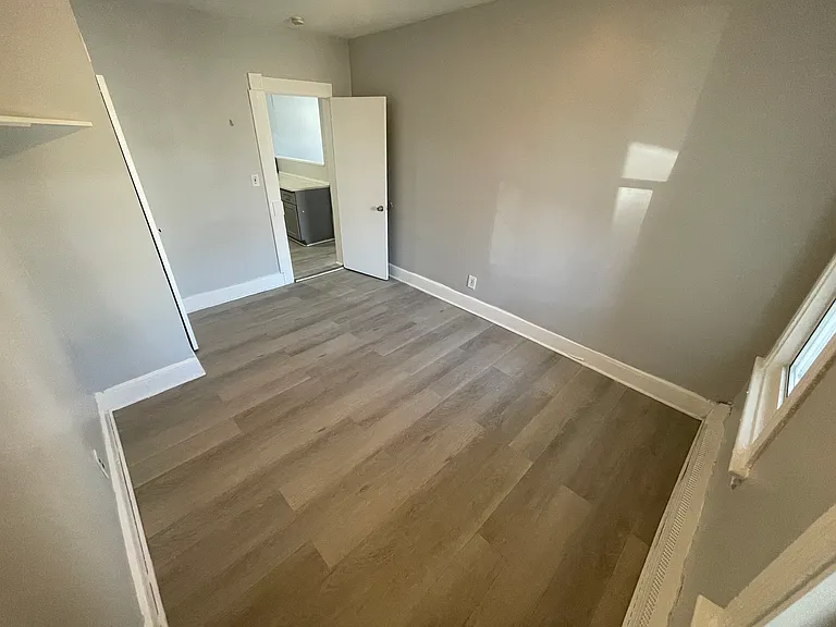 240 Lexington Ave #2 — Photo 6