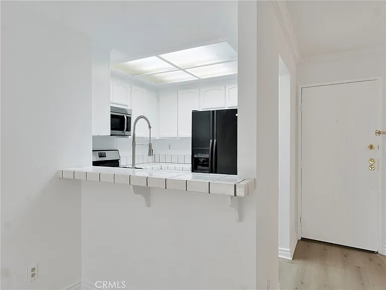 7800 Topanga Canyon Blvd #216 — Photo 9