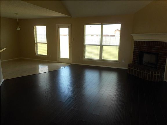 5th image of 1511 Loveland Dr